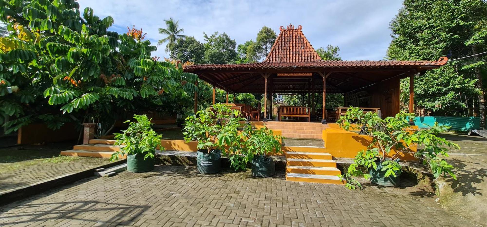 Anugrah Borobudur Magelang Exteriör bild